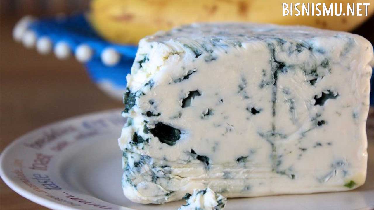 Resep Blue Cheese, Keju Biru dengan Bau Menyengat